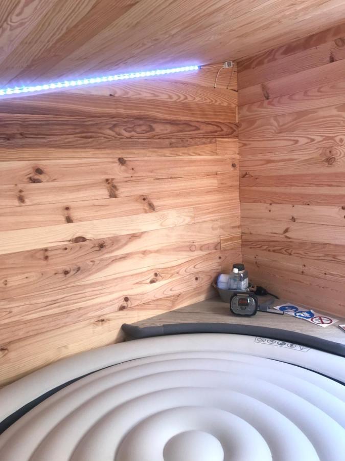 Gite Du Serre De Boudre Climatise, Spa Permanent Buisson المظهر الخارجي الصورة