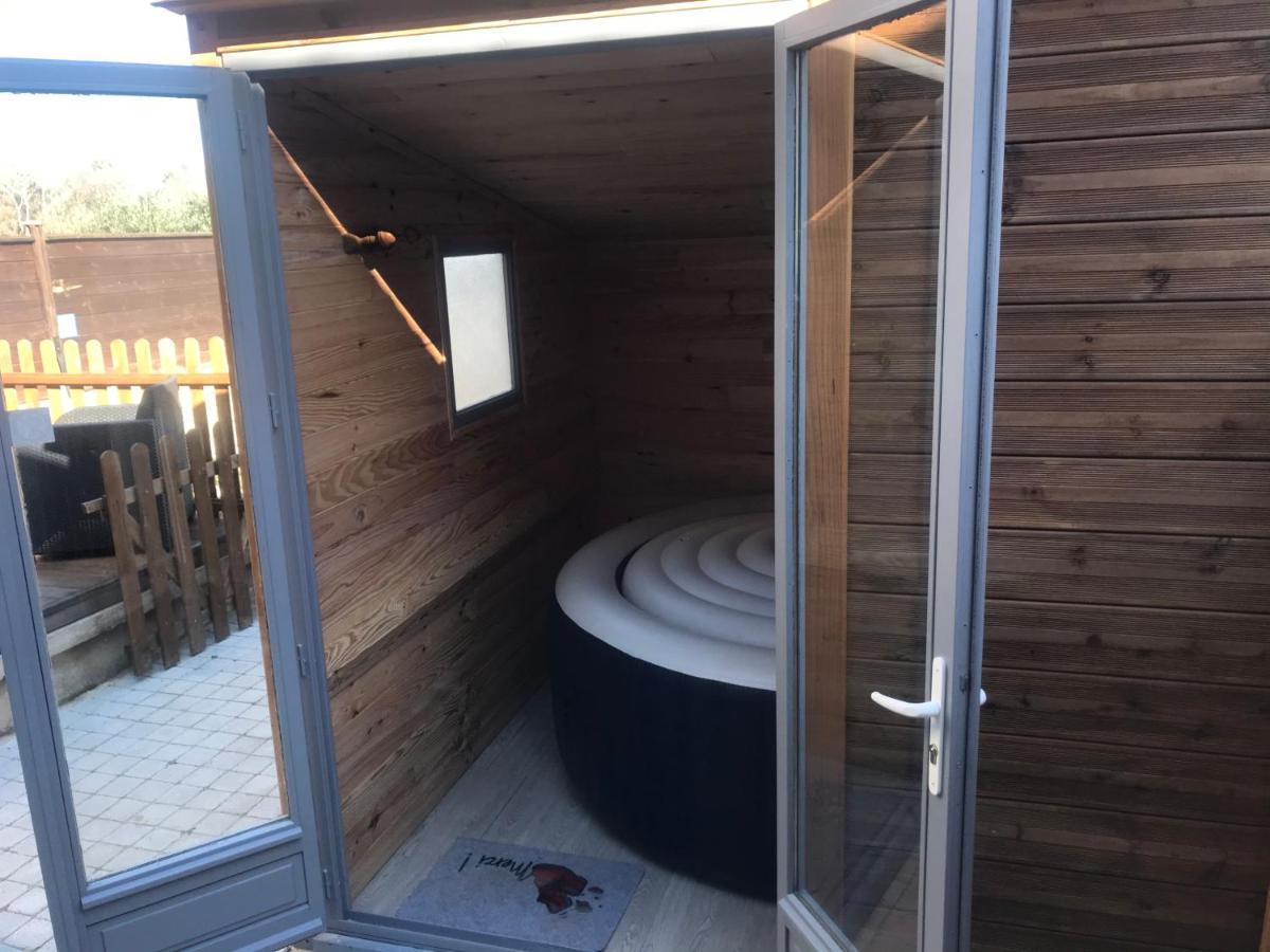 Gite Du Serre De Boudre Climatise, Spa Permanent Buisson المظهر الخارجي الصورة