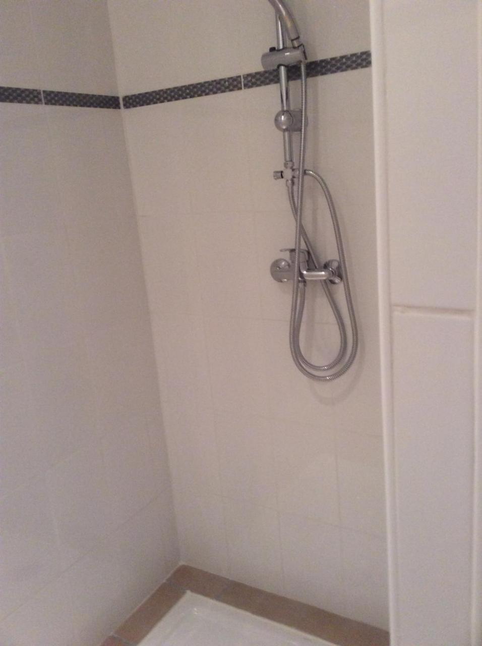 Gite Du Serre De Boudre Climatise, Spa Permanent Buisson المظهر الخارجي الصورة