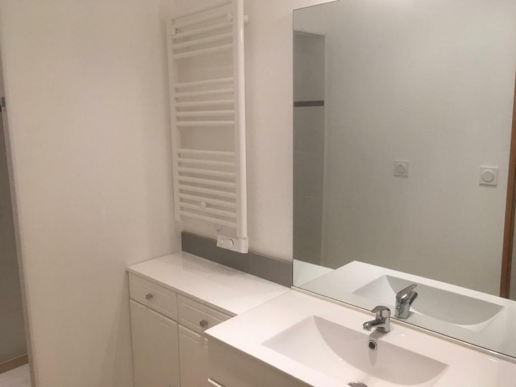 Gite Du Serre De Boudre Climatise, Spa Permanent Buisson المظهر الخارجي الصورة