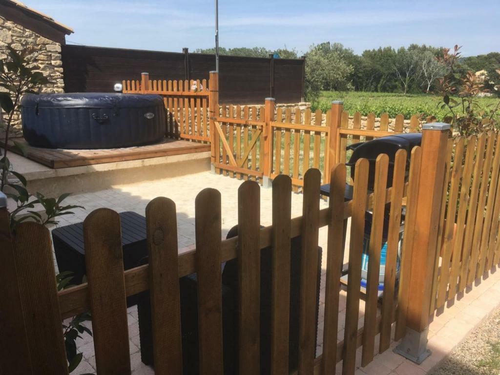 Gite Du Serre De Boudre Climatise, Spa Permanent Buisson المظهر الخارجي الصورة