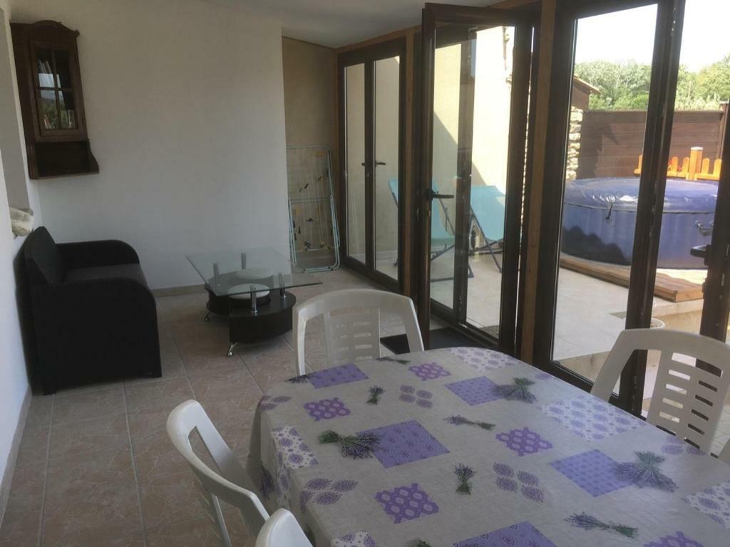 Gite Du Serre De Boudre Climatise, Spa Permanent Buisson المظهر الخارجي الصورة